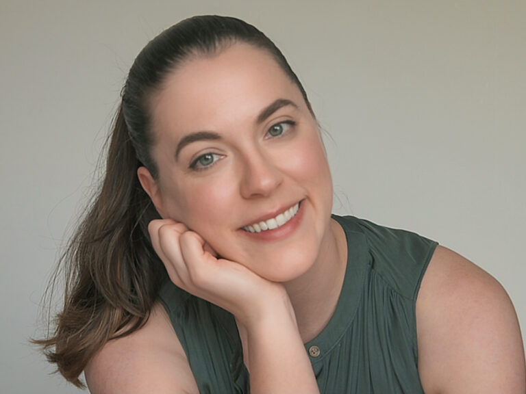 Headshot of Jenn Kane